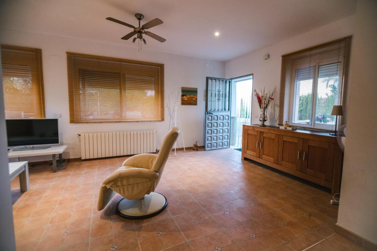 Alhaurín de la Torre Appartement Casa Rubi מראה חיצוני תמונה